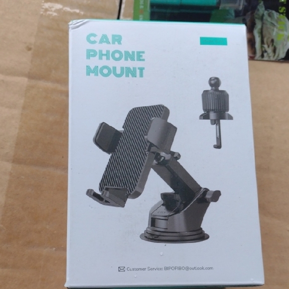 Car Phone Mount in Black NWT - Picture 1 of 3